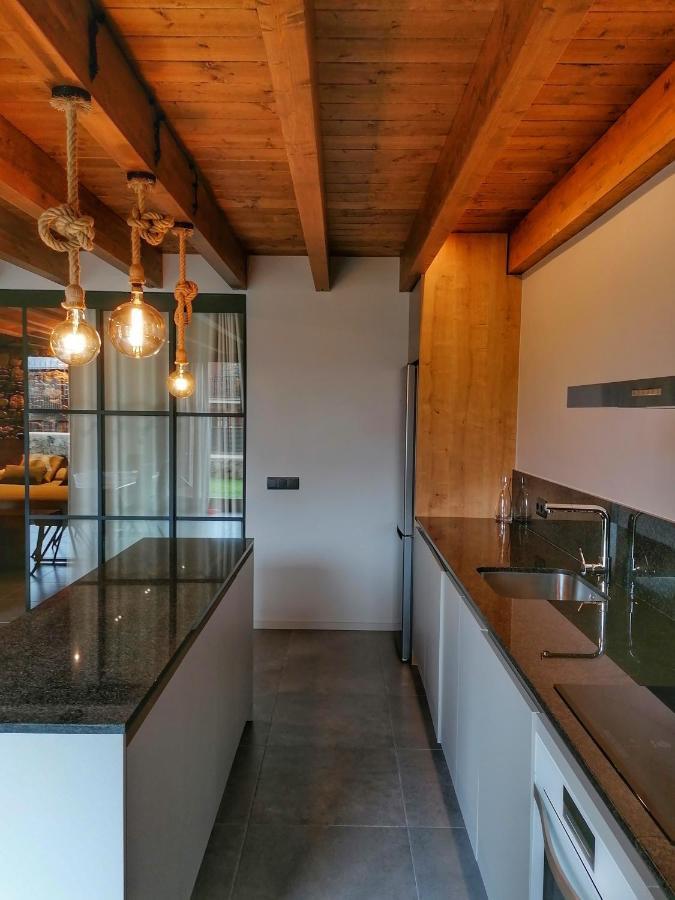 Apartament "Enclau" Turismo Rural Cal Rialla Ливия Екстериор снимка
