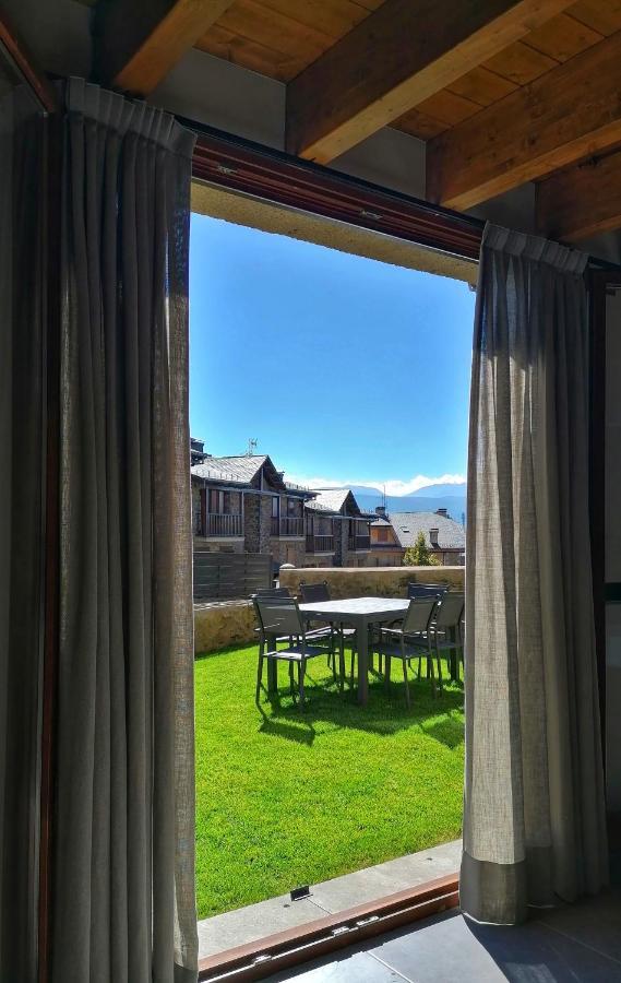 Apartament "Enclau" Turismo Rural Cal Rialla Ливия Екстериор снимка