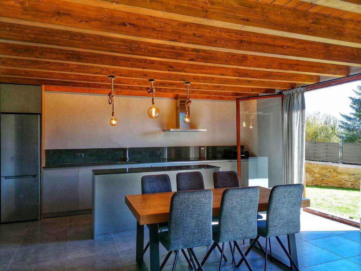 Apartament "Enclau" Turismo Rural Cal Rialla Ливия Екстериор снимка